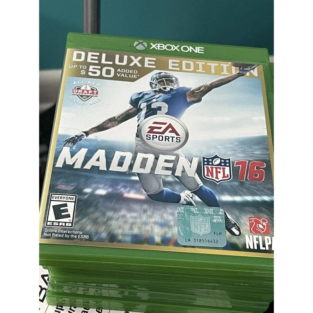 Xbox One 500gb With 8 Games